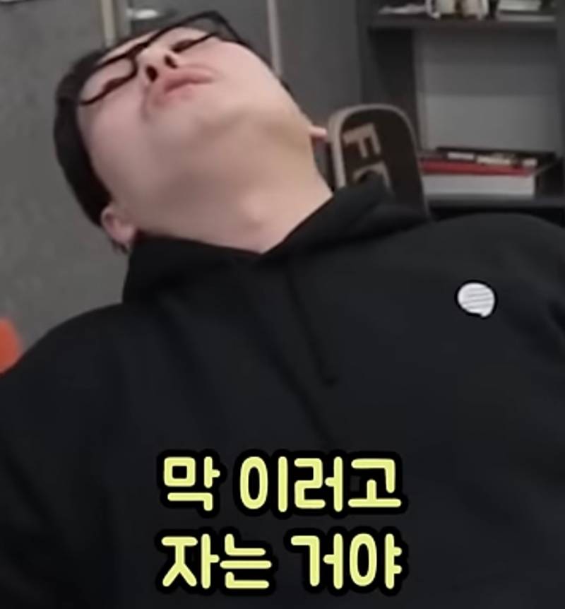 아기 재우는 건 엑소시즘과 똑같다는 김풍.jpg | 인스티즈
