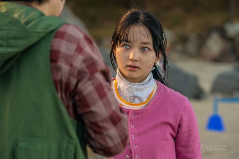 10개월 간 좀비 훈련 받았다는 영화 <좀비딸> 최유리 | 인스티즈