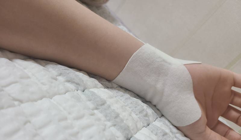 [잡담] 흐엥 손목이래됨 | 인스티즈