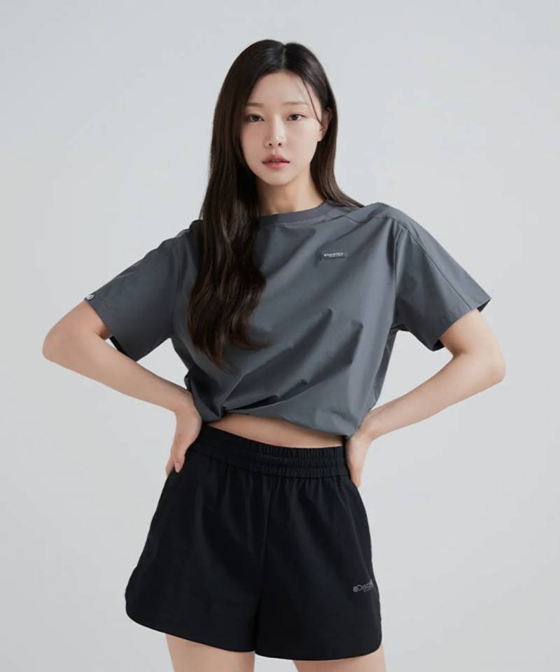 [잡담] 흰색 롱 캉캉스커트랑 같이입을 상의 골라줘! | 인스티즈