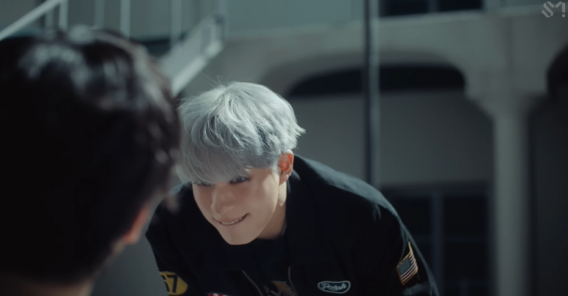 영화 <백투더퓨처> 원작자 승인까지 받아서 오마주한 SM 남돌 뮤비 (스압주의) | 인스티즈