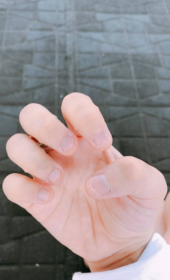 [잡담] 친구랑 내일 점같은거 보러가기로 했는데 이거 어떡해? | 인스티즈