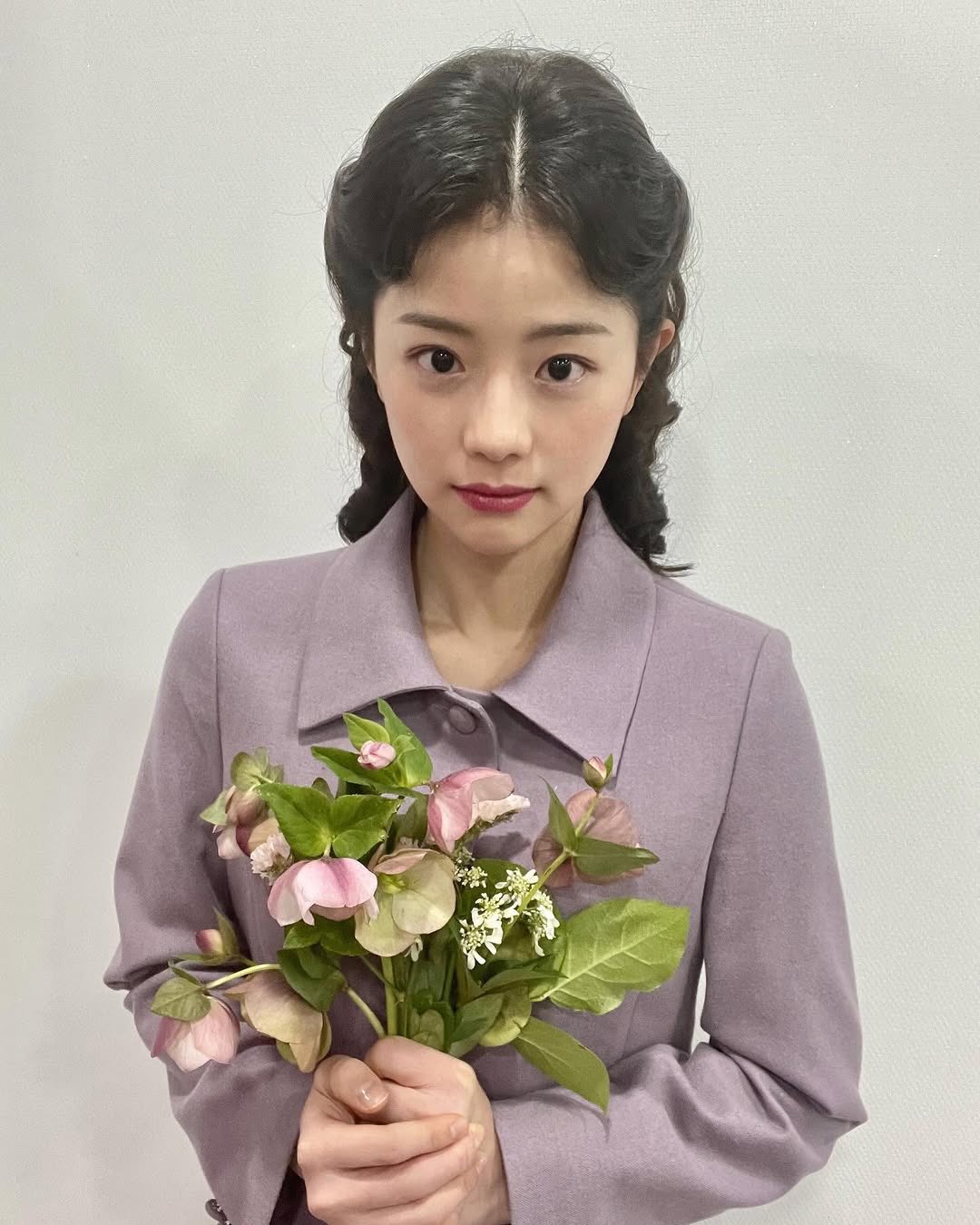 [잡담] 채서안 진짜 동안이지 않아? | 인스티즈