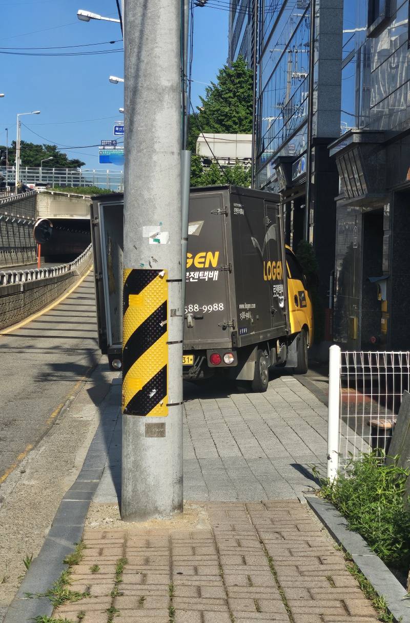 [잡담] 택배차 이건 좀 심하지 않아??? | 인스티즈
