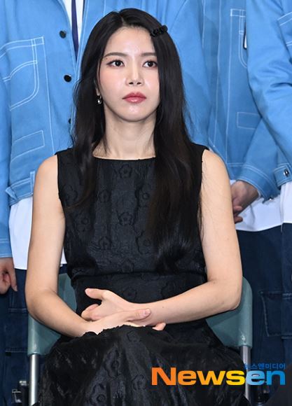 [정보/소식] 마마무 솔라 "해킹, 제발 돌려주세요, 어떻게 해야 하나요” 긴급 공개 SOS | 인스티즈