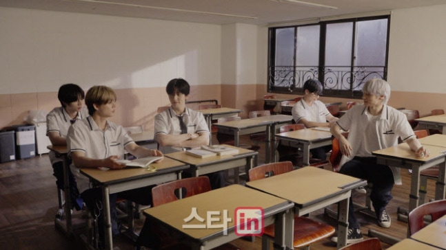 [잡담] TXT, 추리 예능물 선보인다…'크라임씬' 작가 참여 | 인스티즈