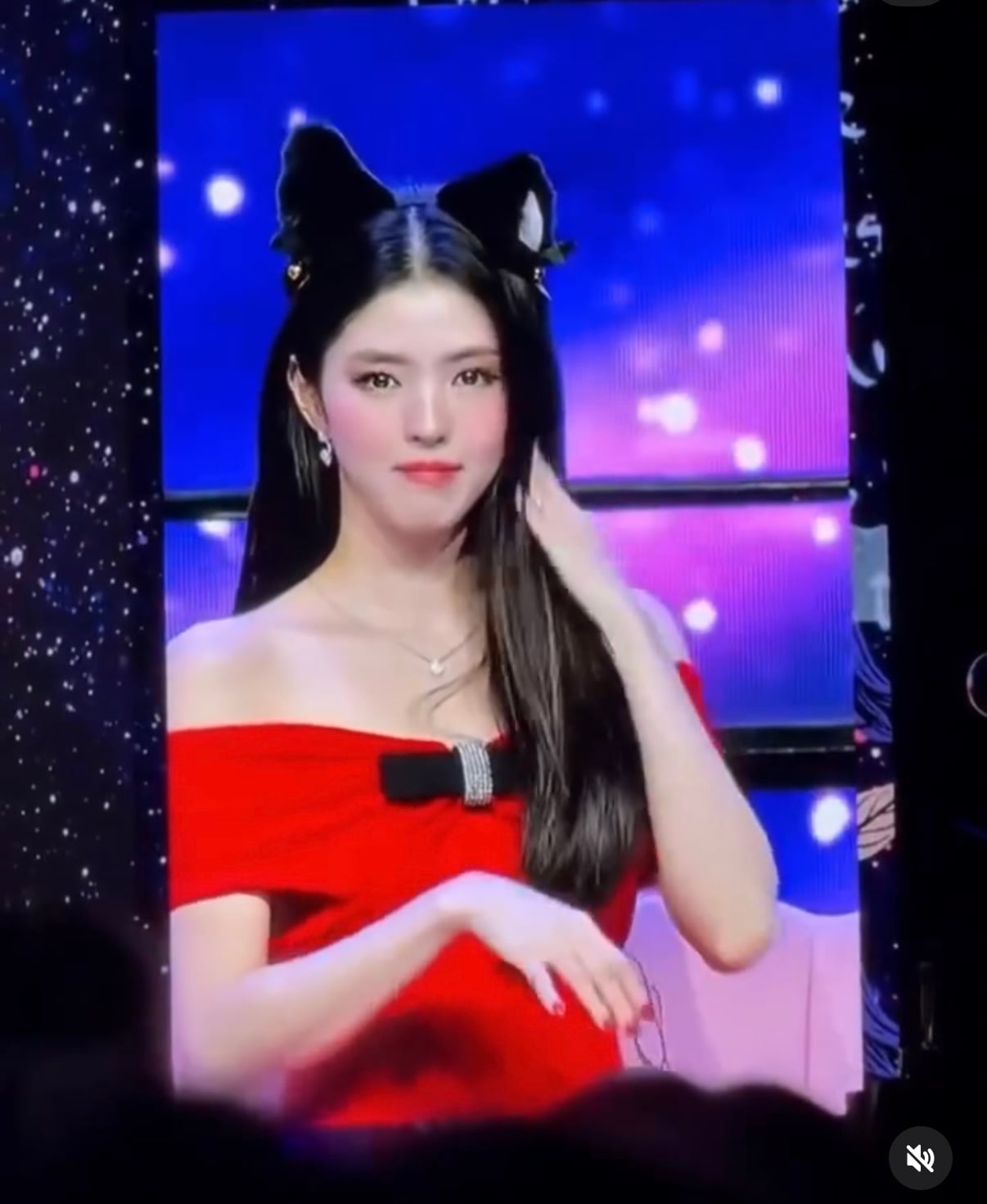 [잡담] 한소희 팬미팅 사진들 다 넘 이뽀다,, | 인스티즈