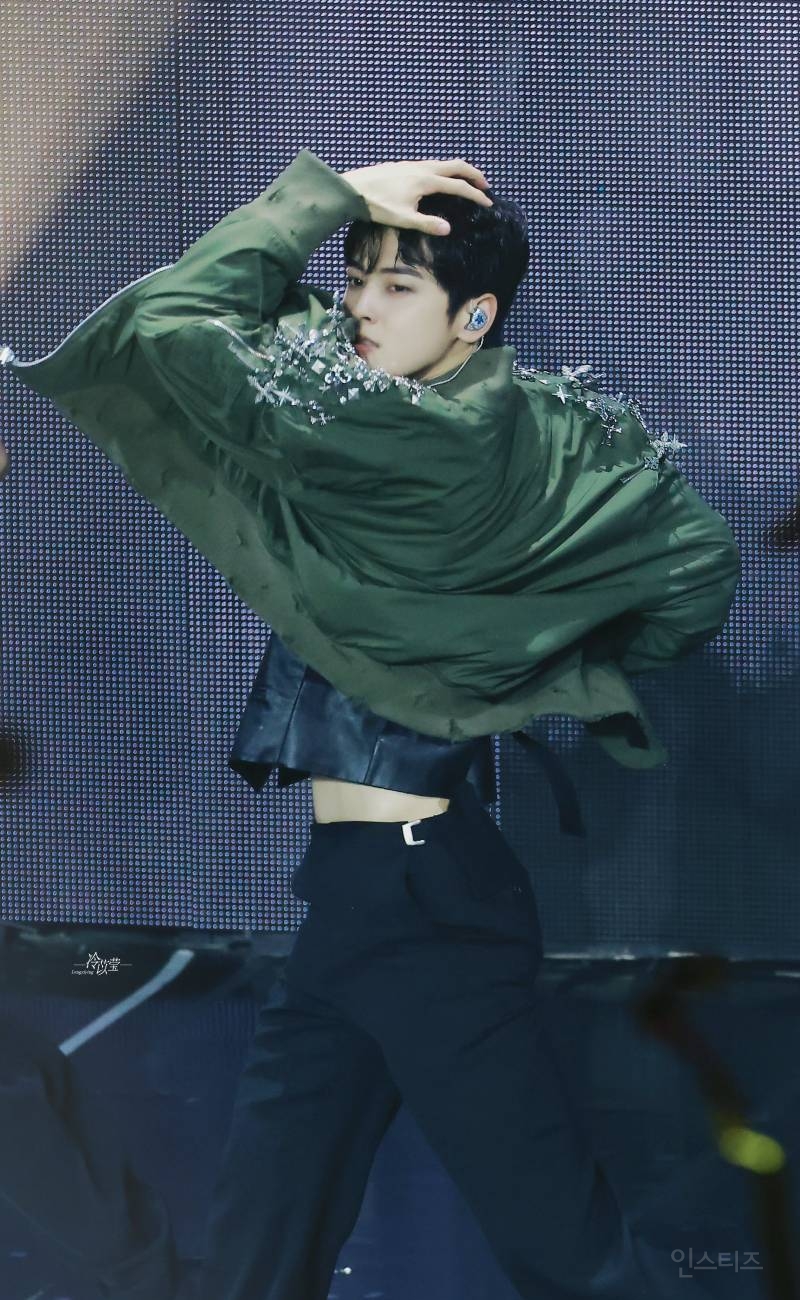 군대 가기 전 열일 중이라는 차은우 .jpg | 인스티즈