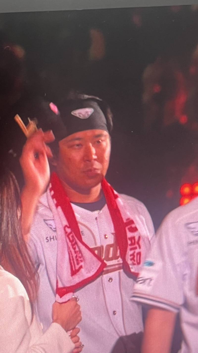 [잡담] 혹시 이 선수 누구인지 알려줄 사람 …!! | 인스티즈