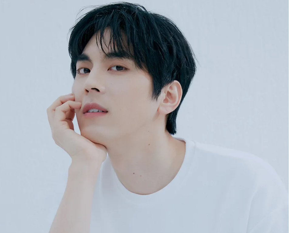 [잡담] 홍이삭 팬이 비슷한 거 같다는 사진 모자이크 해봤는데 | 인스티즈