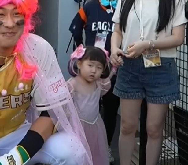 [잡담] 언니들 많이 힘들어여? | 인스티즈