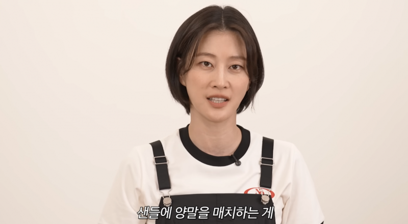 탑모델이 알려주는 샌들 신을 때 양말 고르는 방법 | 인스티즈