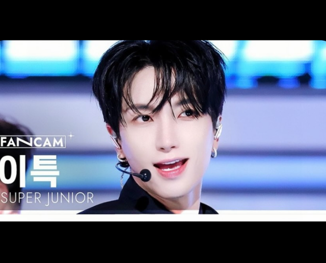 [정보/소식] 42세 맞아? 이특, 현역 아이돌 같은 미모에 자화자찬 "핵핵핵왕왕왕짱잘남" | 인스티즈