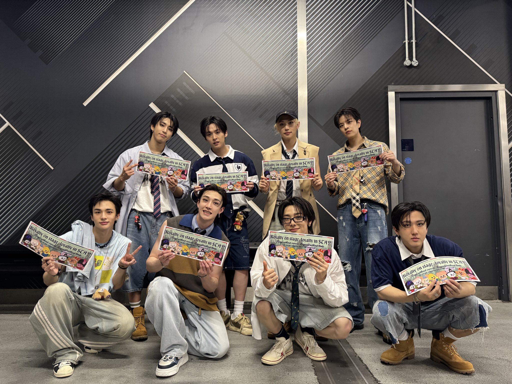 K-POP 아티스트 최초 토트넘 홈구장 입성한 스트레이키즈 객석뷰 | 인스티즈