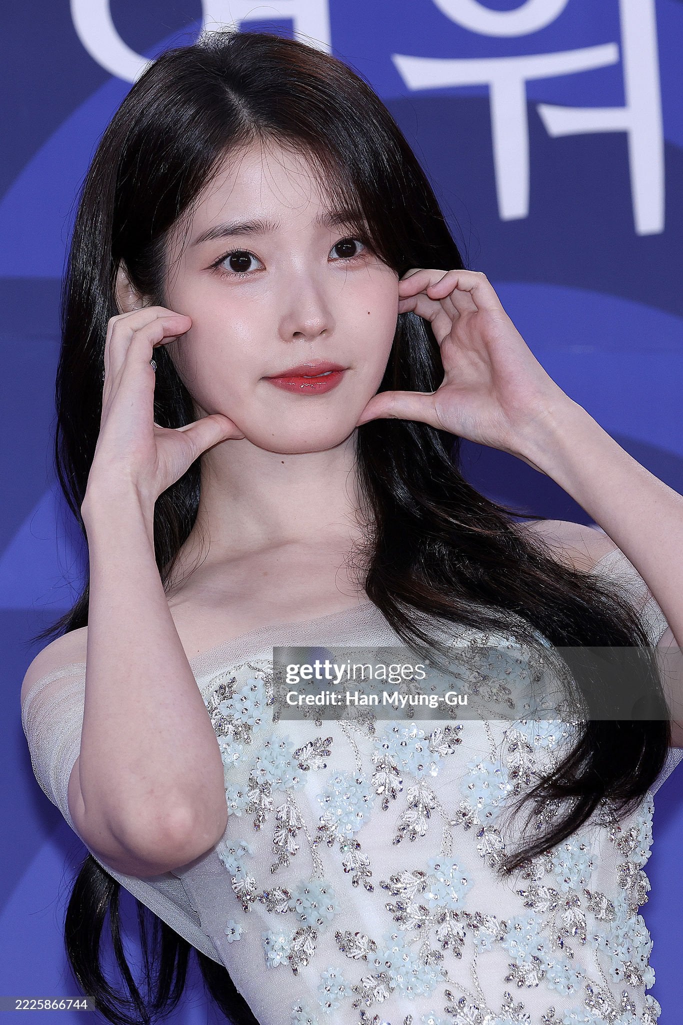 [잡담] 아이유 게티사진 떴당 | 인스티즈