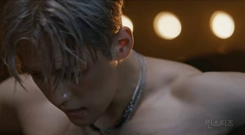 피지컬에 눈을 못떼겠음 .jpg | 인스티즈