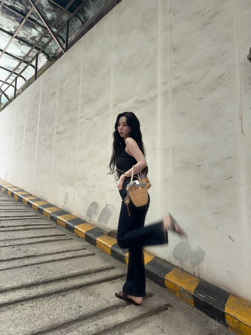 어제자 카리나 인스타 업뎃 | 인스티즈