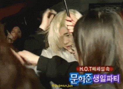 [잡담] 에쵸티 멤버들이 문희준 인기는 종교적일 정도로 굉장했다던데 | 인스티즈
