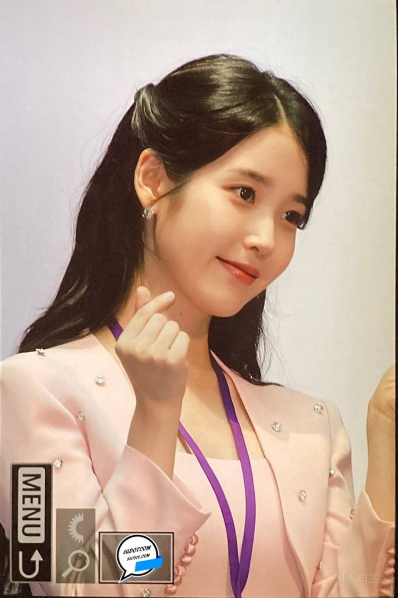 오늘 인천본부세관 홍보대사 위촉식 참석한 아이유 프리뷰.jpg | 인스티즈