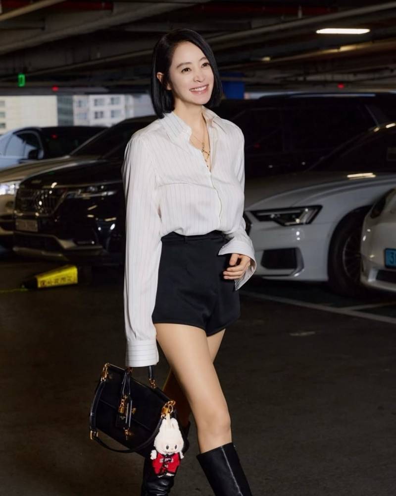 현재 감다살이라고 난리 난 김혜수 착장.JPG | 인스티즈