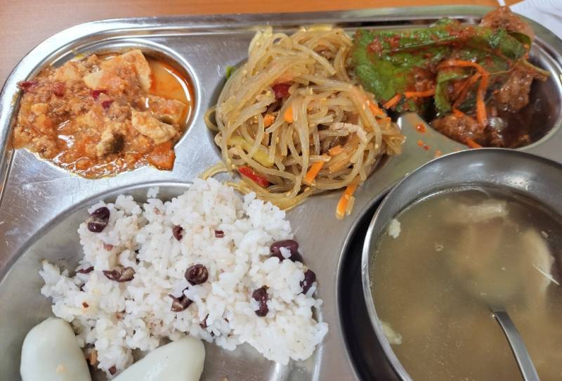 [잡담] 방학 일주일 전 우리 학교급식 | 인스티즈