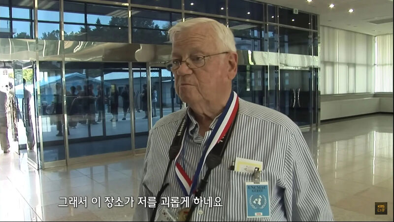 판문점을 방문한 미군 6.25 참전용사.jpg | 인스티즈