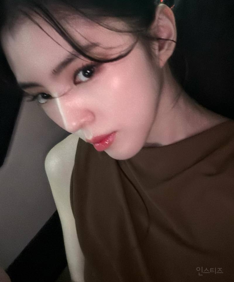 어제자 한소희 인스타 업뎃 | 인스티즈