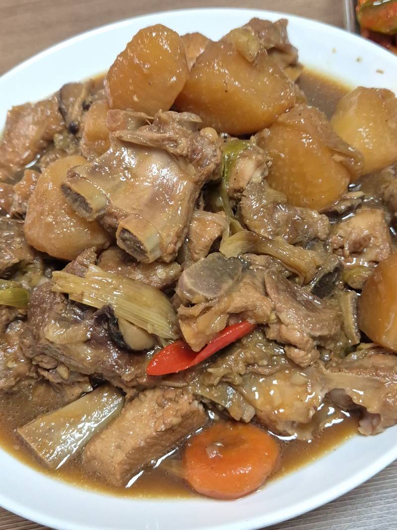 [잡담] 아까 엄마표 갈비찜 먹고 왔는데 | 인스티즈