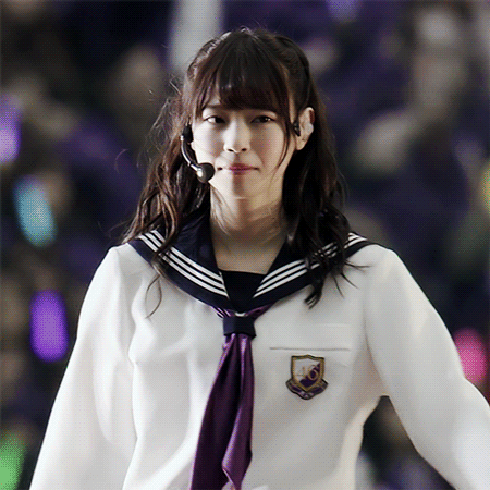 요새 오타쿠 컨셉 아이돌들 많아졌는데 일본의 그 찐?은 따라갈수가 없는거같음....gif | 인스티즈
