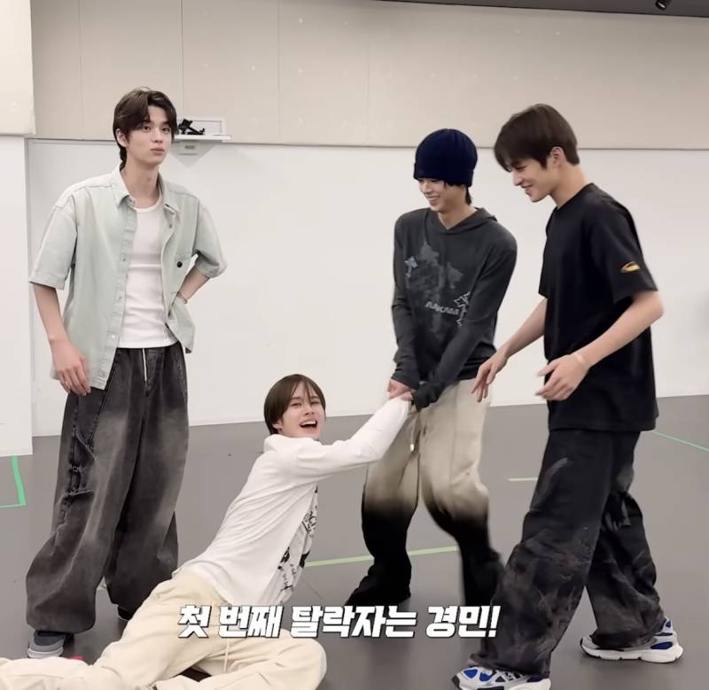 요즘 너무 말라져서 말 나오는 남돌..JPG | 인스티즈