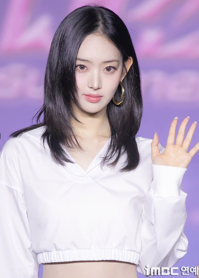 [잡담] 스타쉽 어케 했누.. 소리 절로 나오는 키키 비주얼 | 인스티즈