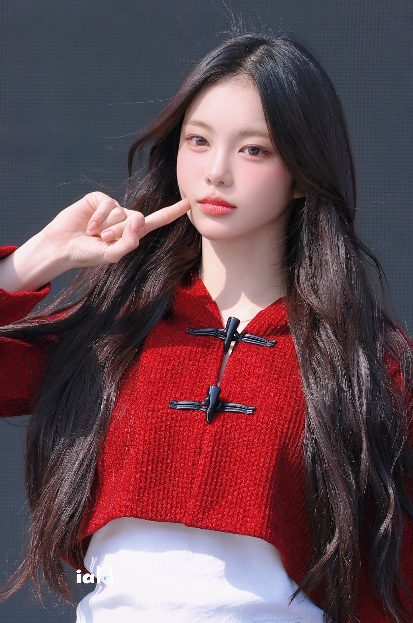 [잡담] 요즘 신인 중 젤 예쁘다고 생각드는 여돌 3명 | 인스티즈