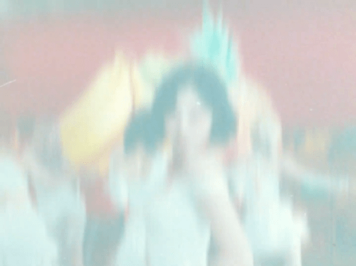 태어나서 첫 단발로 자르고 눈물 날 뻔 했다는 여돌 .jpgif | 인스티즈