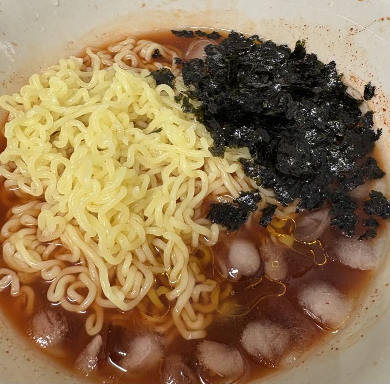 [잡담] 더워서 냉라면 해먹는중 | 인스티즈
