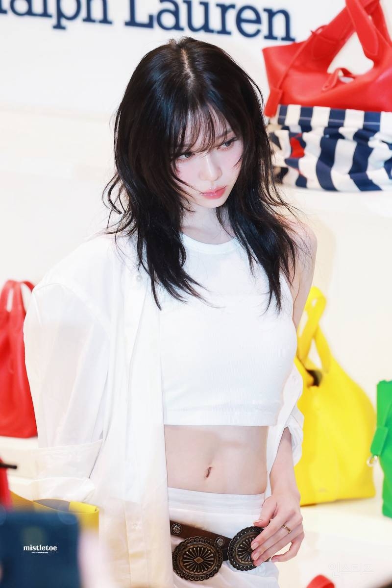오늘자 윈터 폴로 포토콜 고화질jpg | 인스티즈