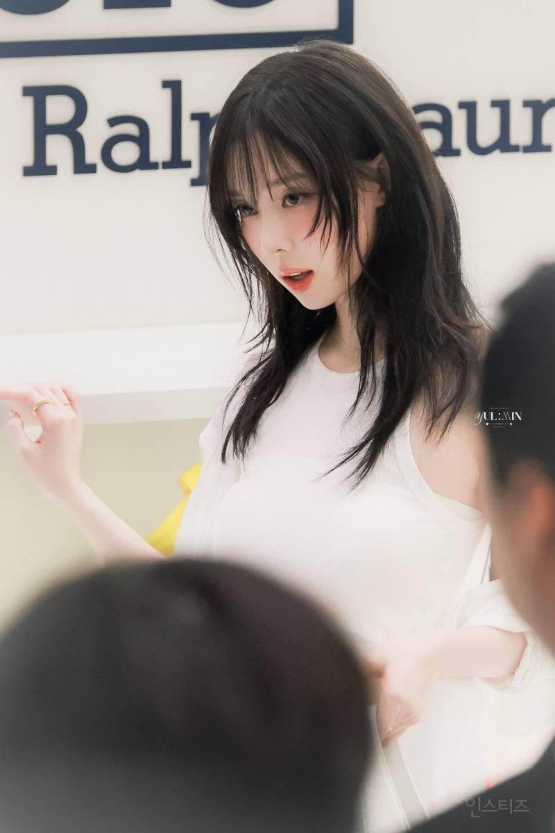 오늘자 윈터 폴로 포토콜 고화질jpg | 인스티즈