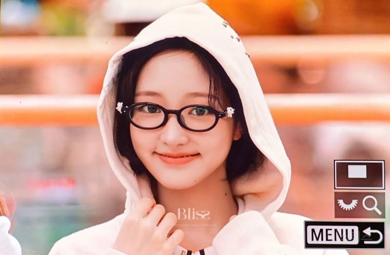 오늘 더현대 깜짝등장해서 단체로 너무 예뻤던 키키 멤버들…jpg | 인스티즈