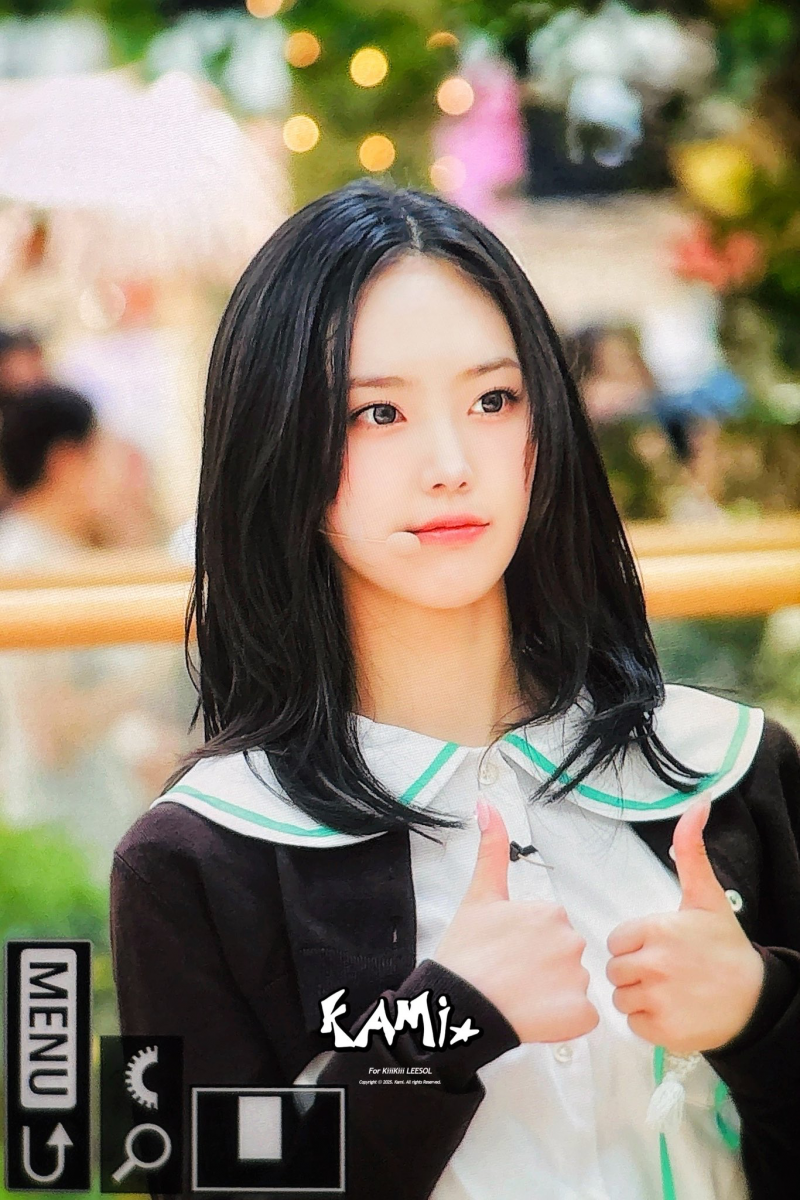 오늘자 첫사랑 느낌 제대로 났던 키키 이솔 비주얼.....jpg | 인스티즈