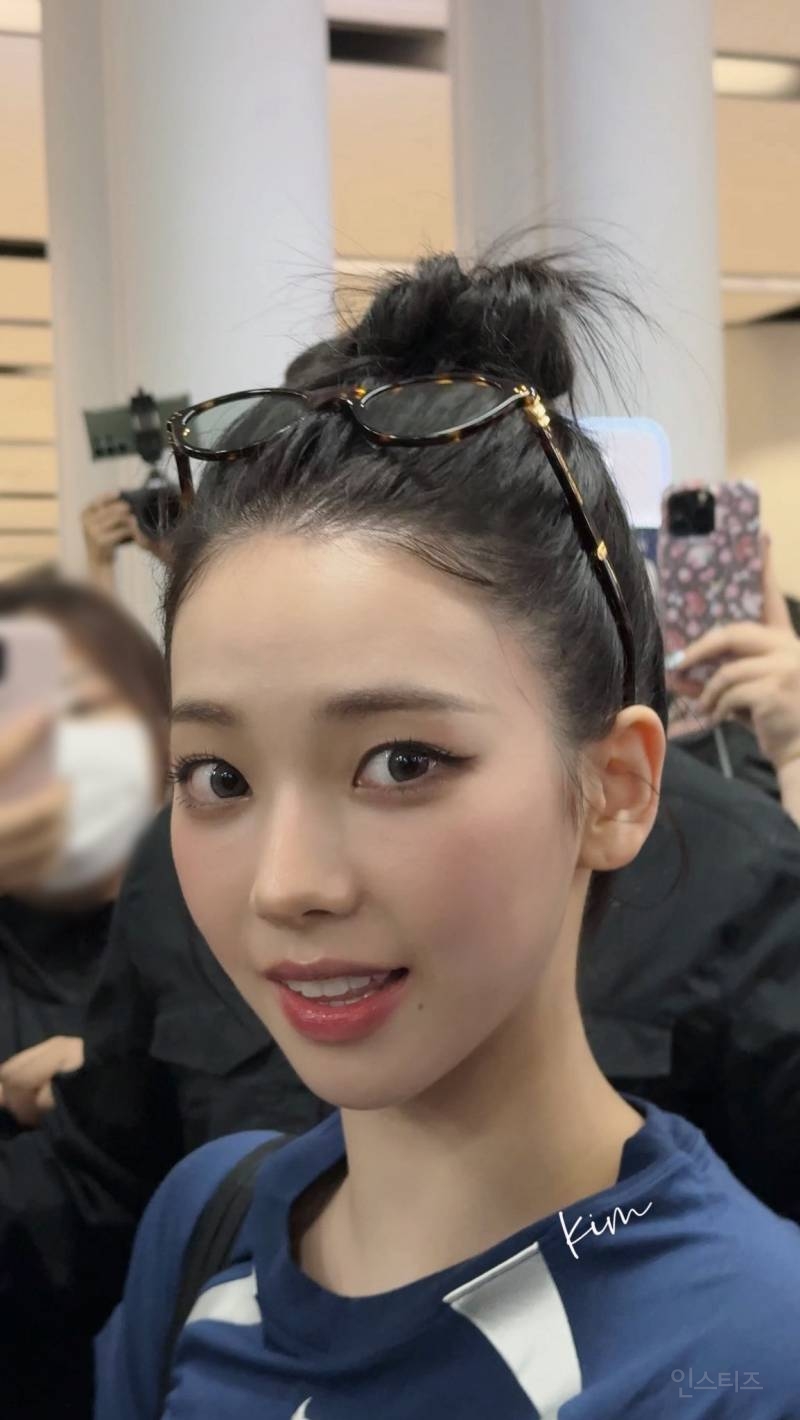 어제 카리나 김포공항 입국 jpg | 인스티즈
