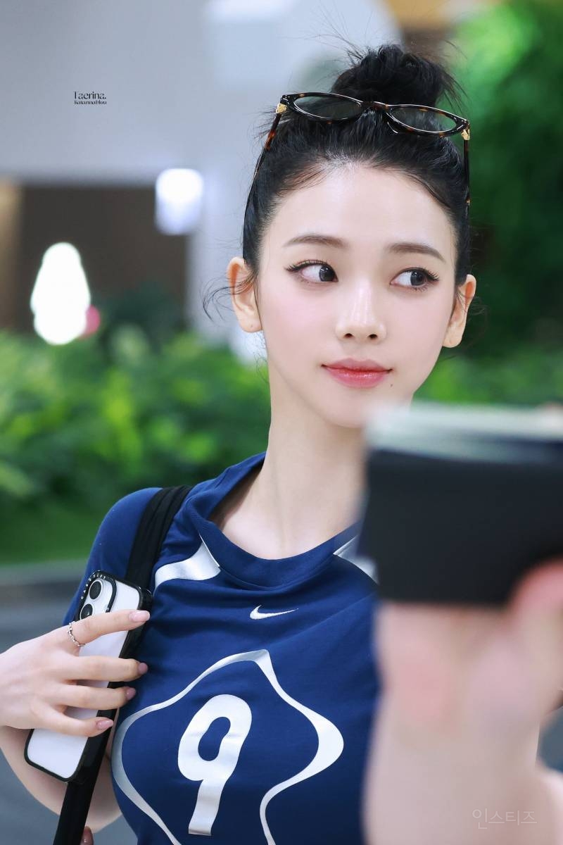 어제 카리나 김포공항 입국 jpg | 인스티즈