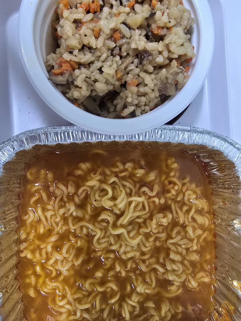 [잡담] 나 오늘 폭식한다 | 인스티즈