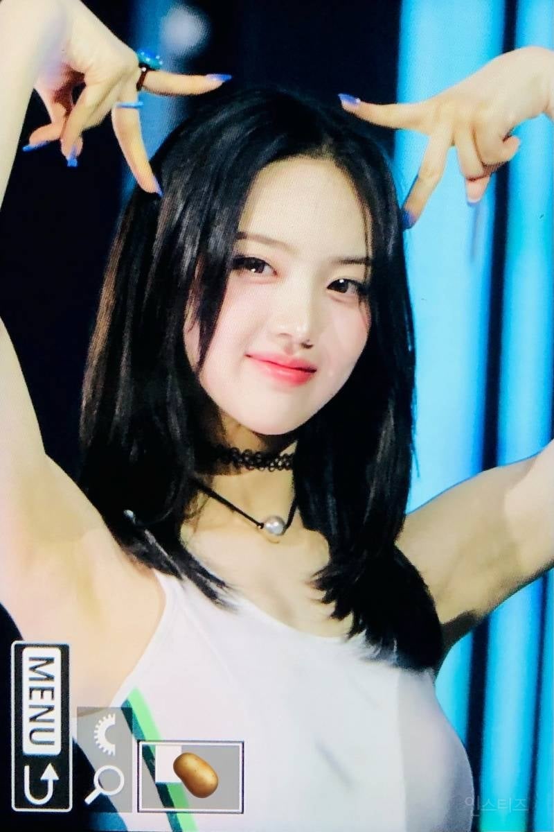 어제부터 계속 비주얼로 알티타고 있는 여돌.twt | 인스티즈