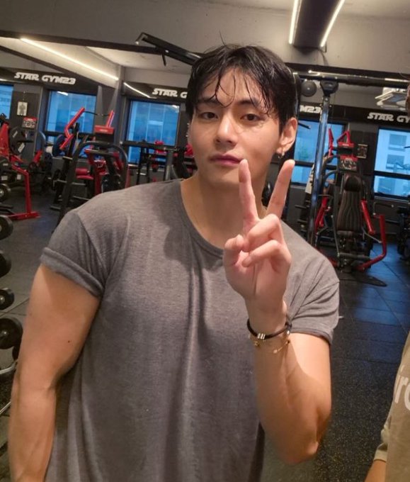 [잡담] 뷔 인스타 올라왔다ㄷㄷㄷㄷㄷㄷㄷㄷ | 인스티즈
