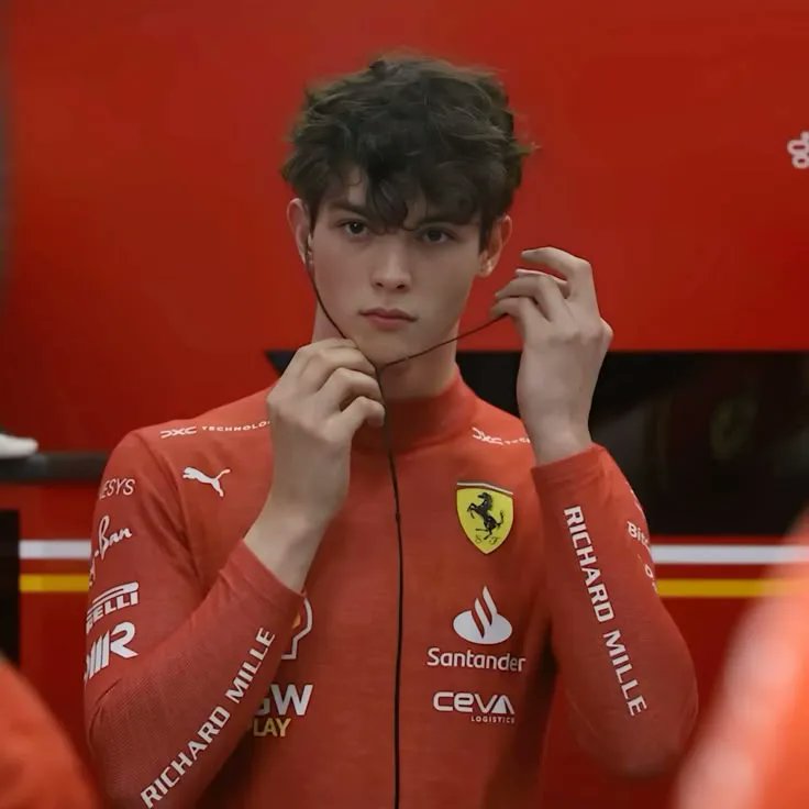 [잡담] f1 합성 안해도 선수들이 이렇게 생겼어요,, | 인스티즈