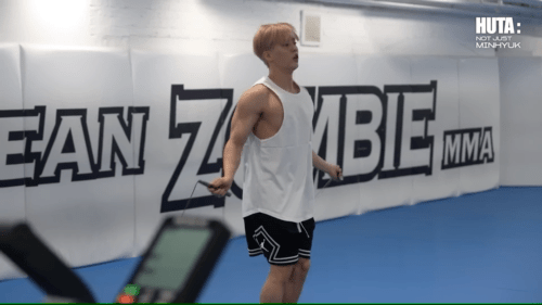 13년차 아이돌이 이제 격투기까지 배우는 이유 .jpg | 인스티즈