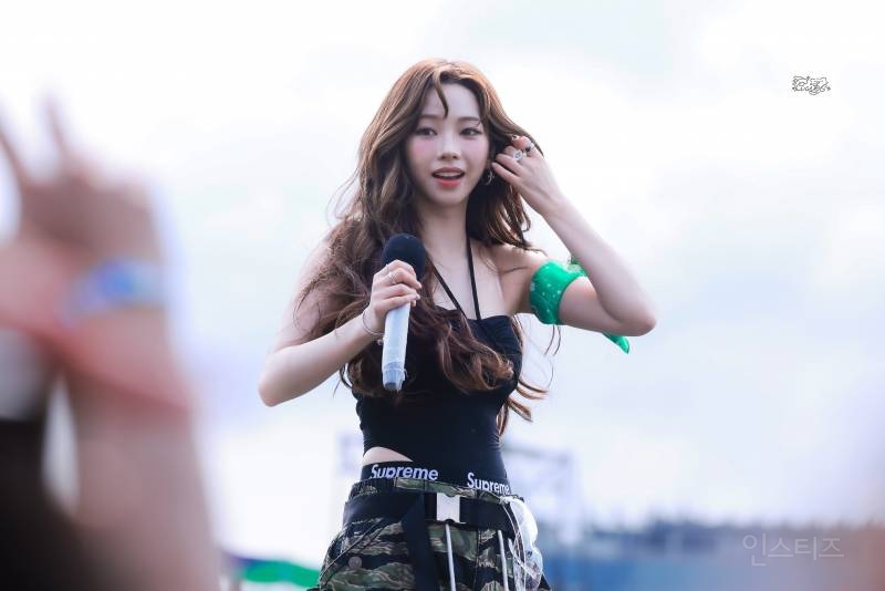 다시보는 솔로 카리나 워터밤 고화질jpg | 인스티즈