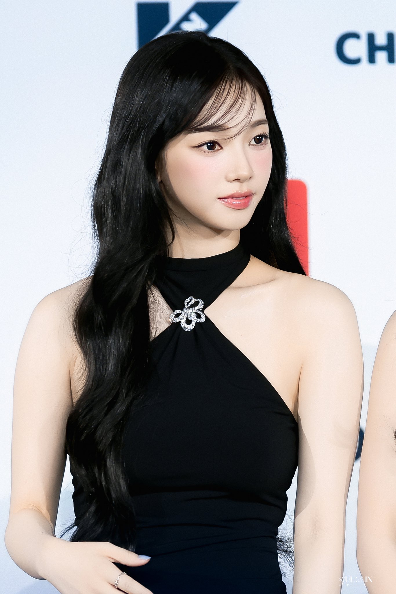 오늘 지민정(카리나&윈터) 미국 케이콘 레드카펫 고화질.jpg | 인스티즈