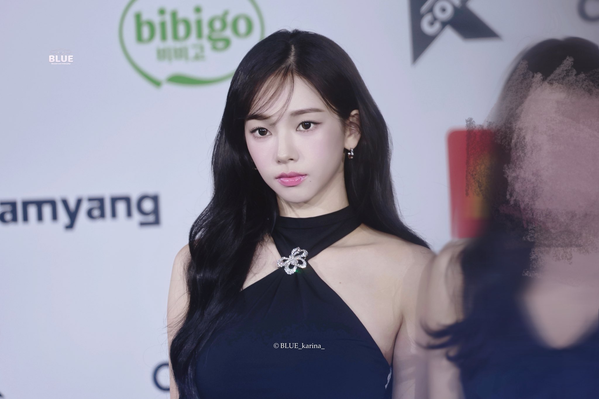 오늘 지민정(카리나&윈터) 미국 케이콘 레드카펫 고화질.jpg | 인스티즈
