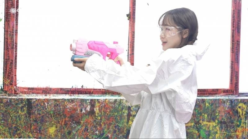 스트레스 풀기 좋다는 액션페인팅.jpg | 인스티즈
