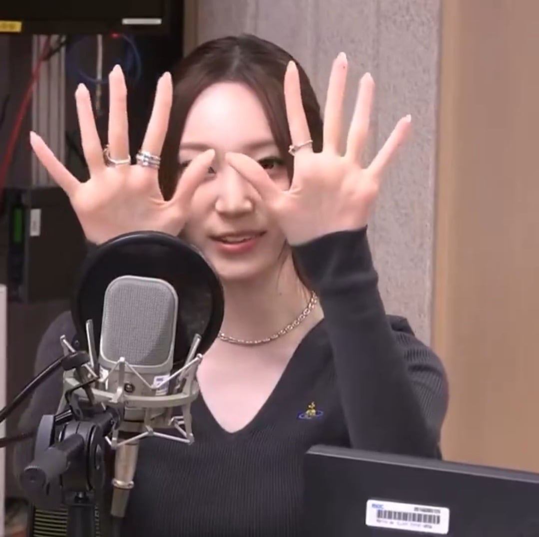 [잡담] 올데프 영서 손 진짜 개좋다 | 인스티즈